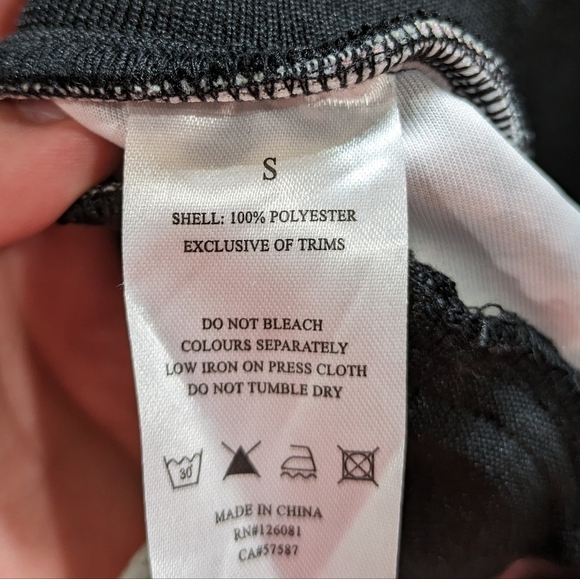 NWT Reason Dream Jogger tiger & koi black pink orange jogger pant S - Picture 14 of 15